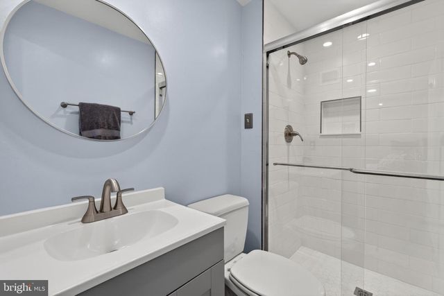 6415 BIRCHLEIGH CIR, Alexandria, VA 22315