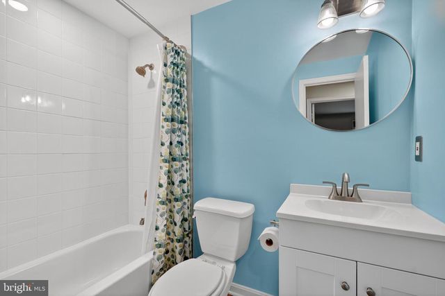 6415 BIRCHLEIGH CIR, Alexandria, VA 22315
