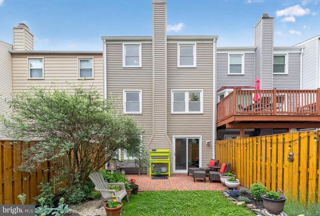 6415 BIRCHLEIGH CIR, Alexandria, VA 22315