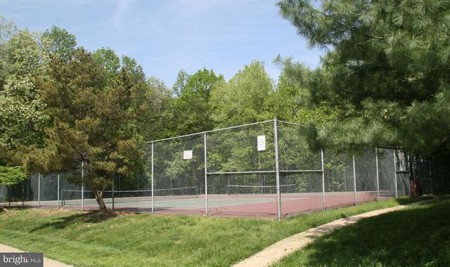6415 BIRCHLEIGH CIR, Alexandria, VA 22315