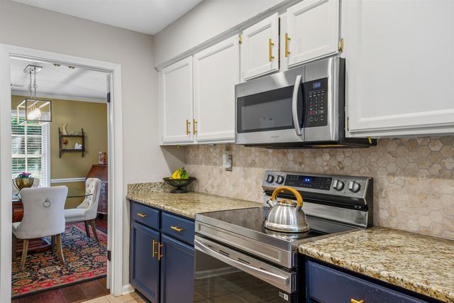 3031 STONECREST CIR, Lakeland, TN 38002