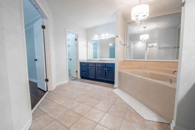 3031 STONECREST CIR, Lakeland, TN 38002