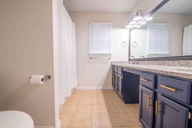 3031 STONECREST CIR, Lakeland, TN 38002
