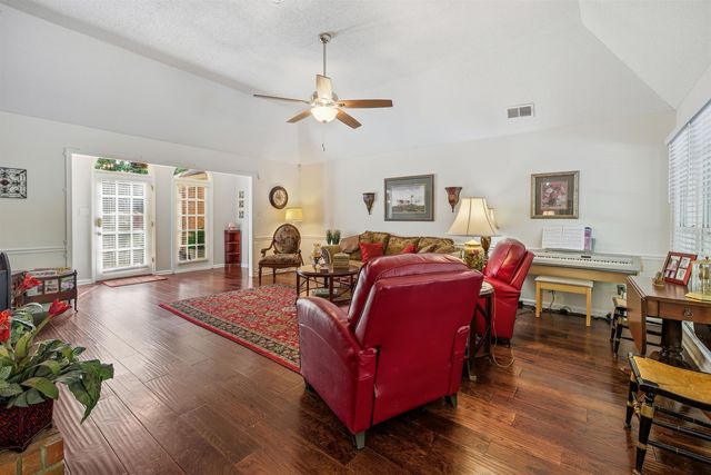 3031 STONECREST CIR, Lakeland, TN 38002