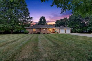 6734 Oakland Drive, Portage, MI 49024