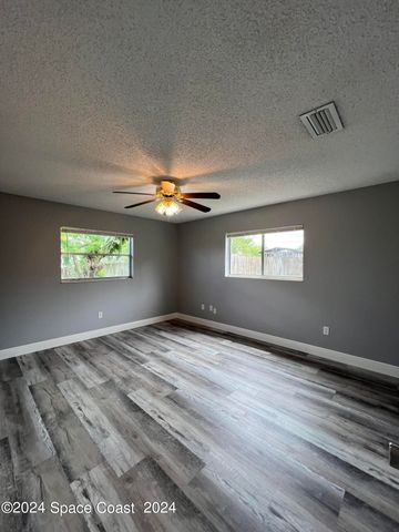 219 Capron Road, Cocoa, FL 32927