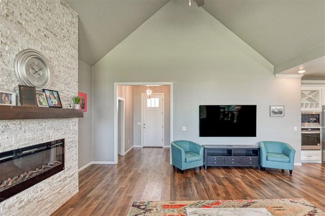4217 Frontier Trail, Norman, OK 73072