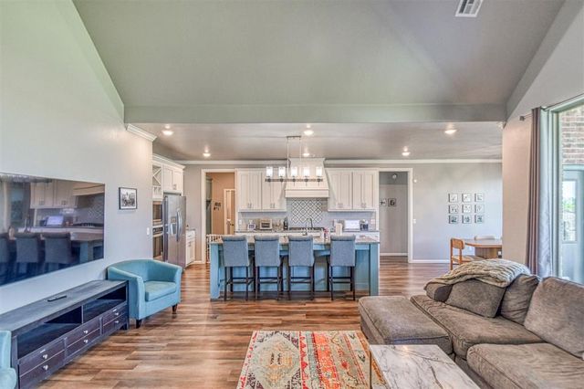 4217 Frontier Trail, Norman, OK 73072