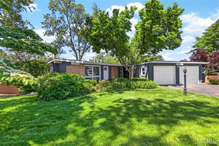 79 Willow Brook Drive, St Louis, MO 63146