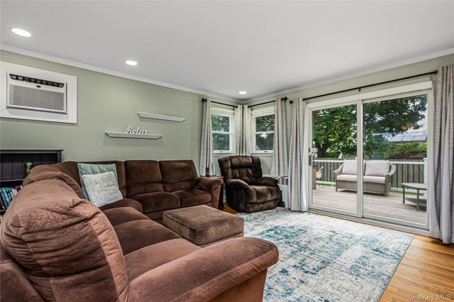 522 Amsterdam Avenue, East Patchogue, NY 11772