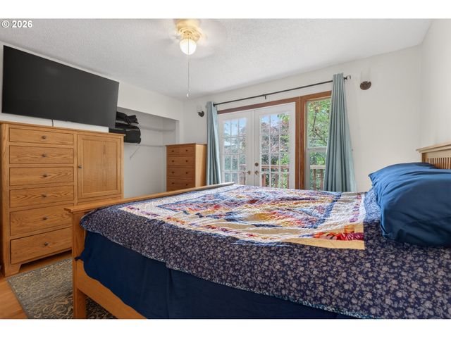 4525 FOX HOLLOW Rd, Eugene, OR 97405