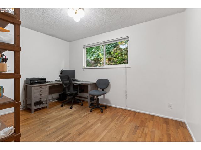 4525 FOX HOLLOW Rd, Eugene, OR 97405