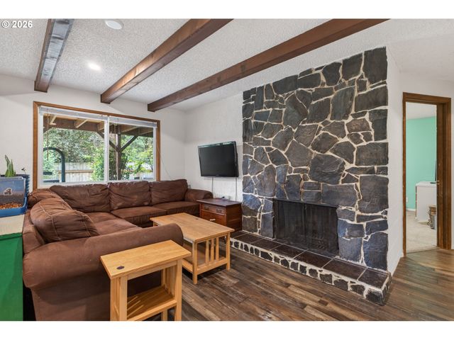 4525 FOX HOLLOW Rd, Eugene, OR 97405