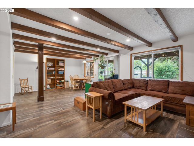 4525 FOX HOLLOW Rd, Eugene, OR 97405