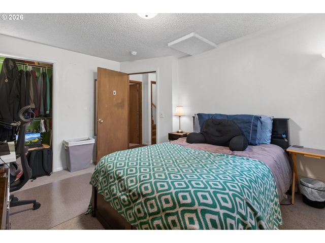 4525 FOX HOLLOW Rd, Eugene, OR 97405