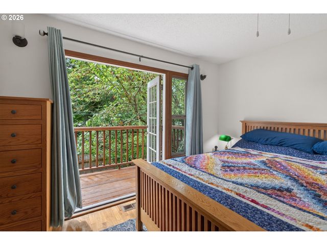4525 FOX HOLLOW Rd, Eugene, OR 97405