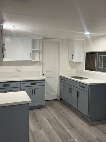 3520 W 111, Inglewood, CA 90303