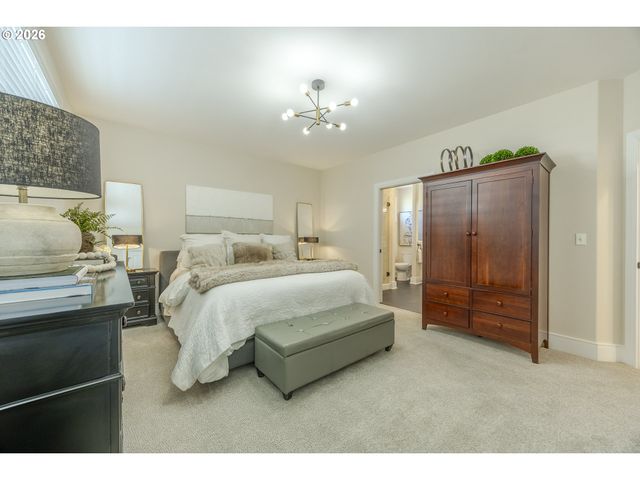 439 COVEY Ln, Eugene, OR 97401
