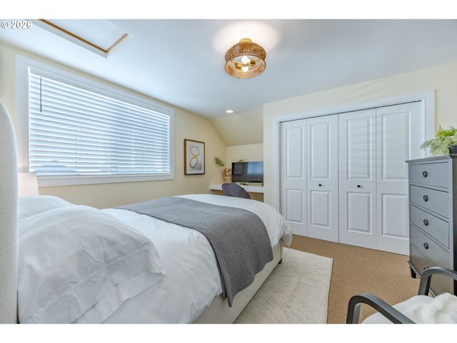 439 COVEY Ln, Eugene, OR 97401