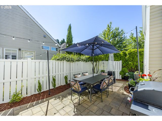 439 COVEY Ln, Eugene, OR 97401