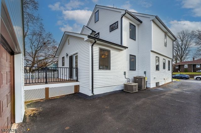 132 Thelma Ter, Linden City, NJ 07036