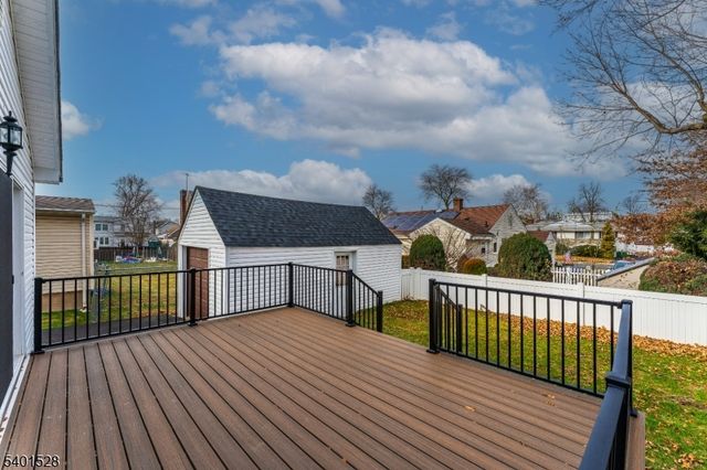 132 Thelma Ter, Linden City, NJ 07036