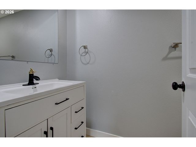 154 GREYSTONE Rd, Kalama, WA 98625