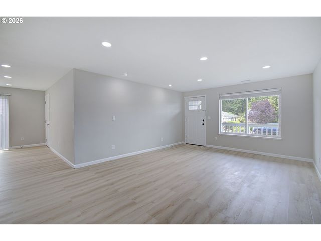 154 GREYSTONE Rd, Kalama, WA 98625