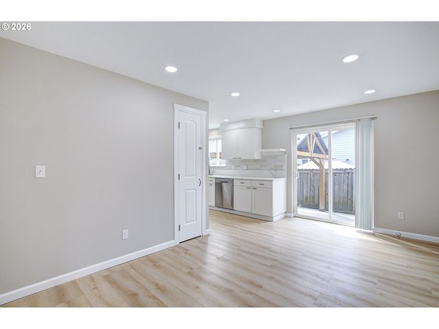 154 GREYSTONE Rd, Kalama, WA 98625