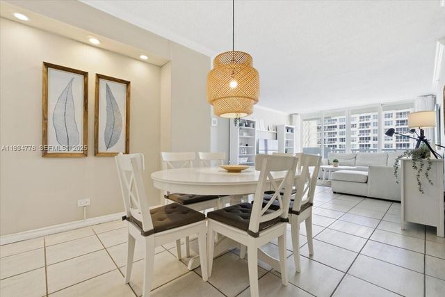 5601 Collins Ave 915, Miami Beach, FL 33140