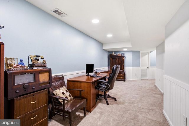 72 CORIANDER DR, Princeton, NJ 08540