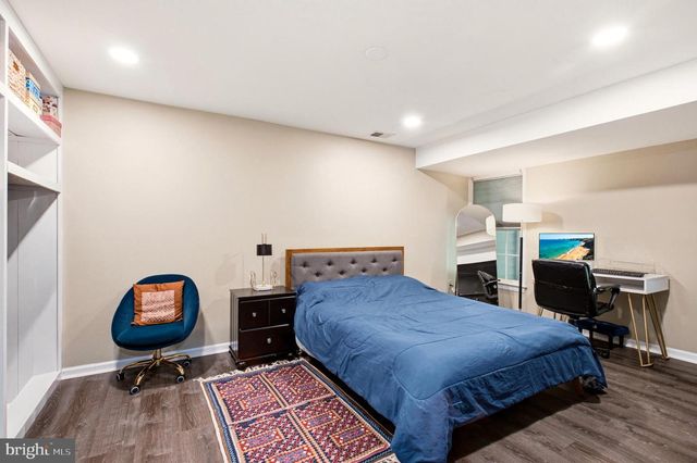 72 CORIANDER DR, Princeton, NJ 08540