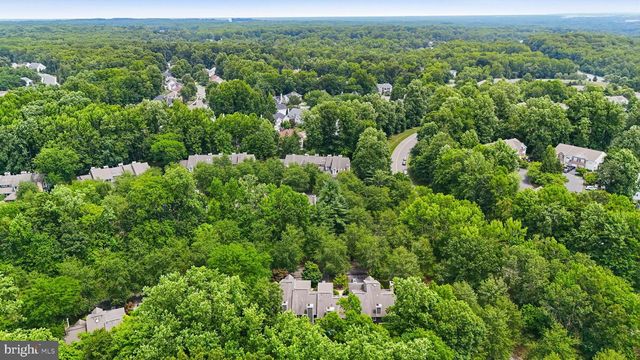 72 CORIANDER DR, Princeton, NJ 08540