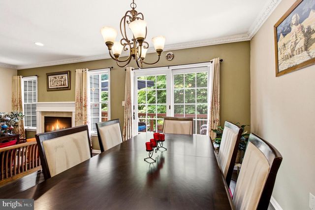 72 CORIANDER DR, Princeton, NJ 08540