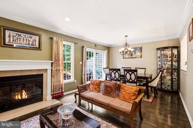 72 CORIANDER DR, Princeton, NJ 08540