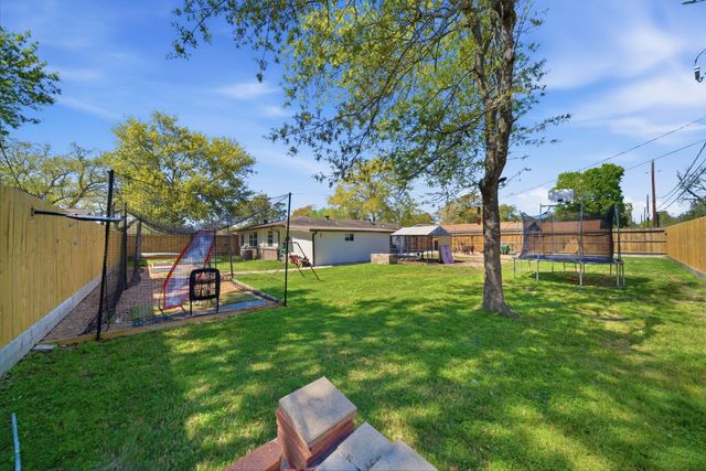 1914 Heights Drive, Katy, TX 77493