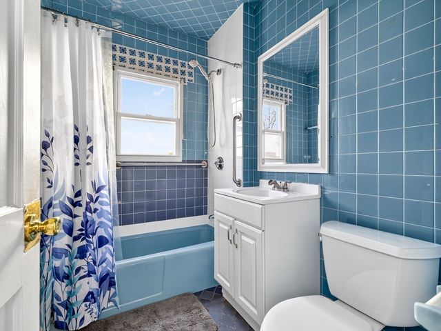 104 Greaton Rd, Boston, MA 02132