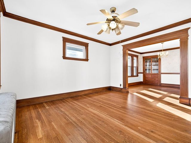 104 Greaton Rd, Boston, MA 02132