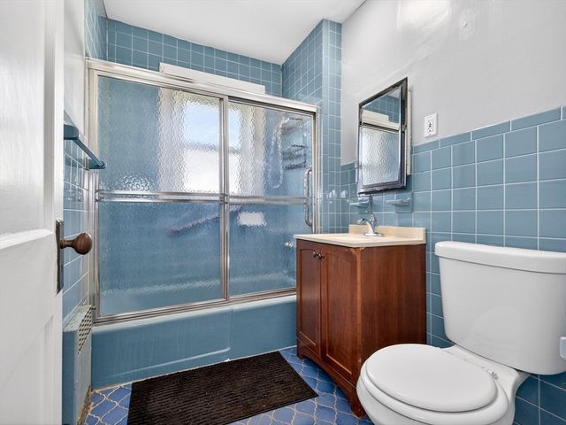 104 Greaton Rd, Boston, MA 02132