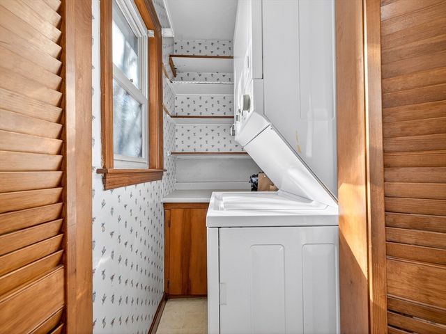 104 Greaton Rd, Boston, MA 02132