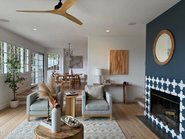 5235 Medina Road, Woodland Hills, CA 91364