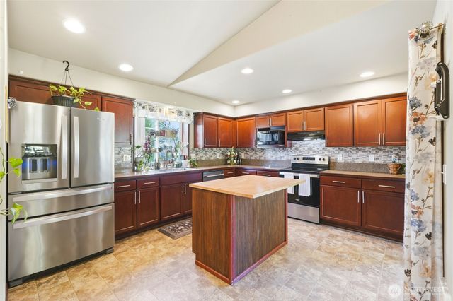 310 Jeff Street, Mount Vernon, WA 98274