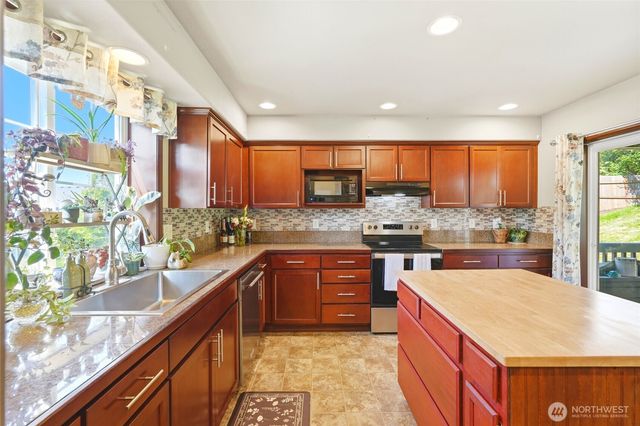 310 Jeff Street, Mount Vernon, WA 98274