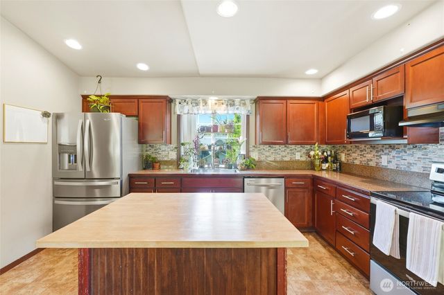 310 Jeff Street, Mount Vernon, WA 98274