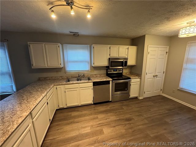 6721 Pacific Avenue, Fayetteville, NC 28314