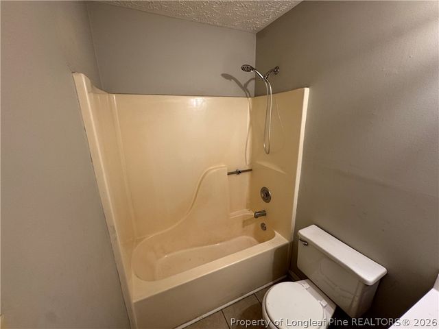 6721 Pacific Avenue, Fayetteville, NC 28314