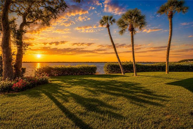 56 TIDY ISLAND BOULEVARD 56, Bradenton, FL 34210