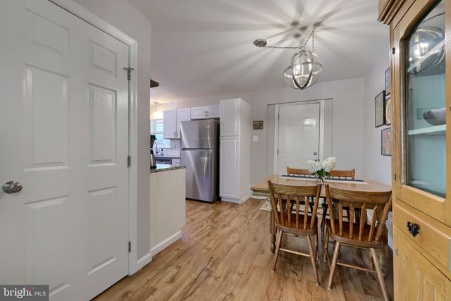 218 SCHOOL HOUSE RD, Lancaster, PA 17603