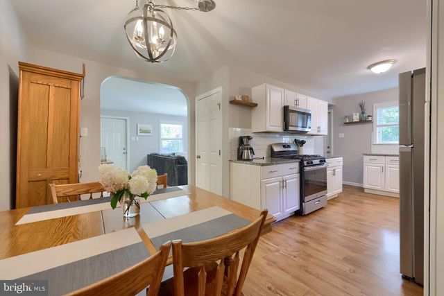 218 SCHOOL HOUSE RD, Lancaster, PA 17603