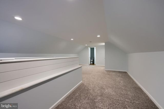 218 SCHOOL HOUSE RD, Lancaster, PA 17603